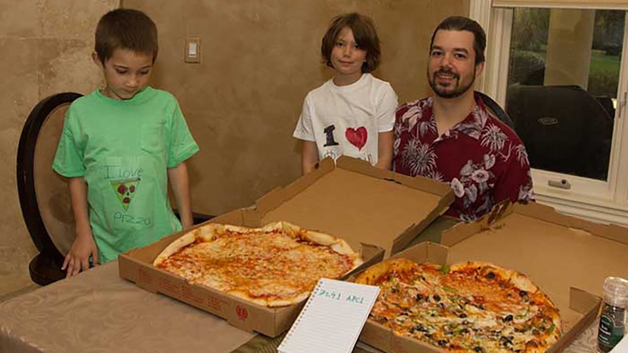 Todo comenzó con la compra de una pizza.