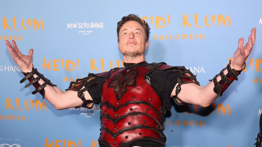 Elon Musk siempre provocativo con sus rivales