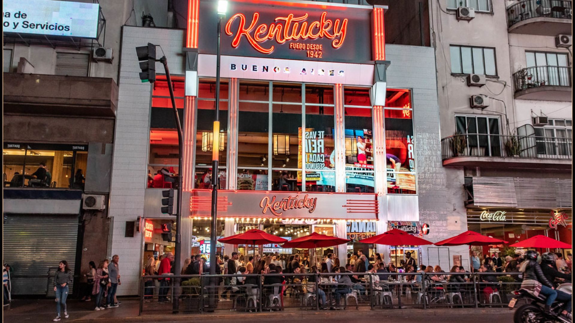 Kentucky, fundado en 1942, ahora tiene 70 ubicaciones en todo el país.