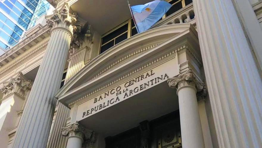 Entra en vigor el canje de divisas con China por 130.000 millones de yuanes