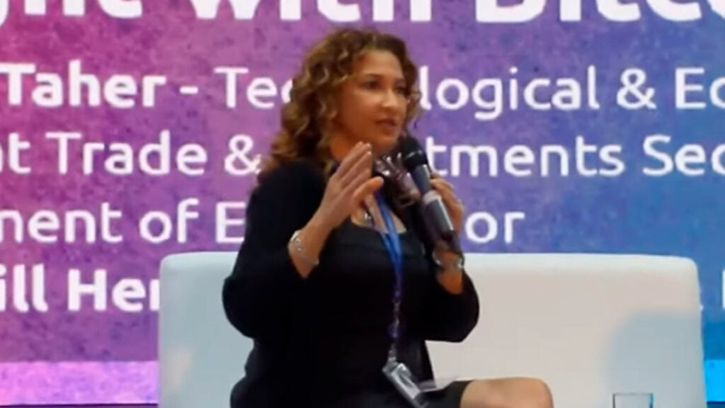 Mónica Taher.