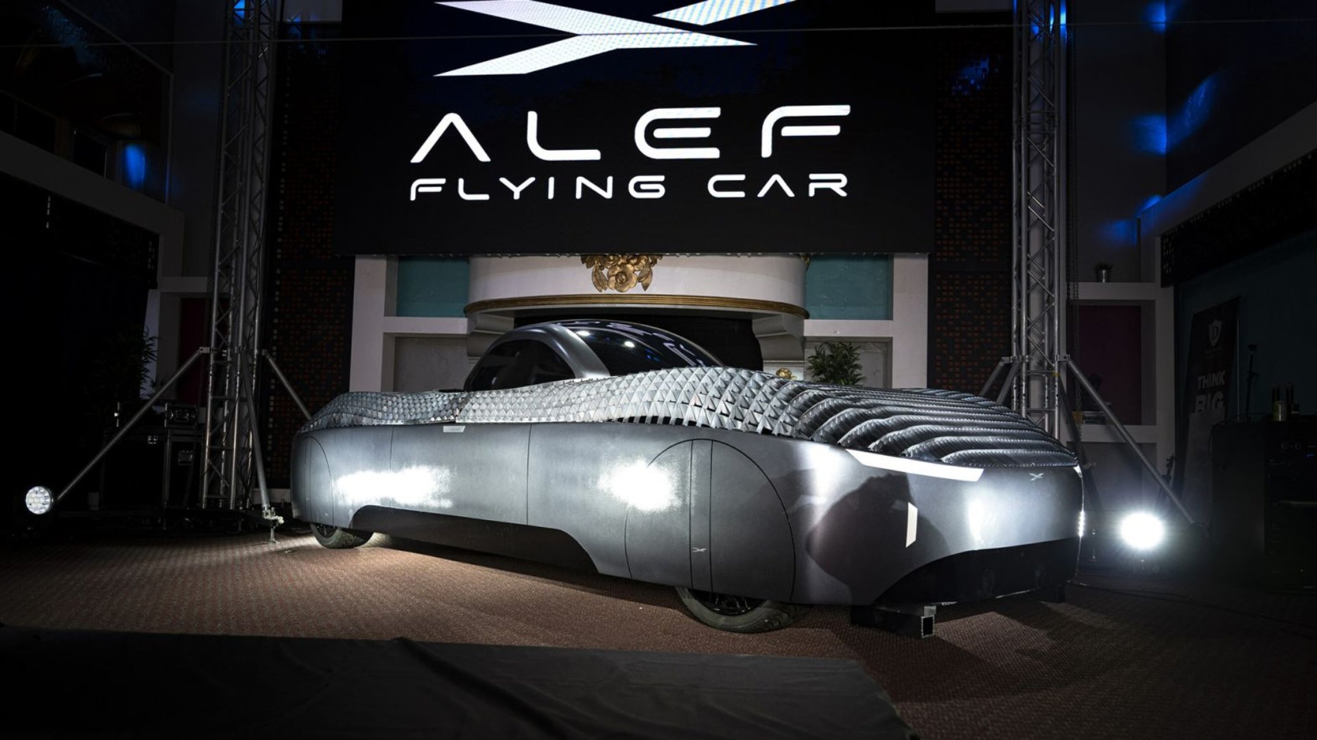 Presentaron diseños del primer modelo de coche volador del mundo, diseñado por la empresa estadounidense Alef Aeronautics
