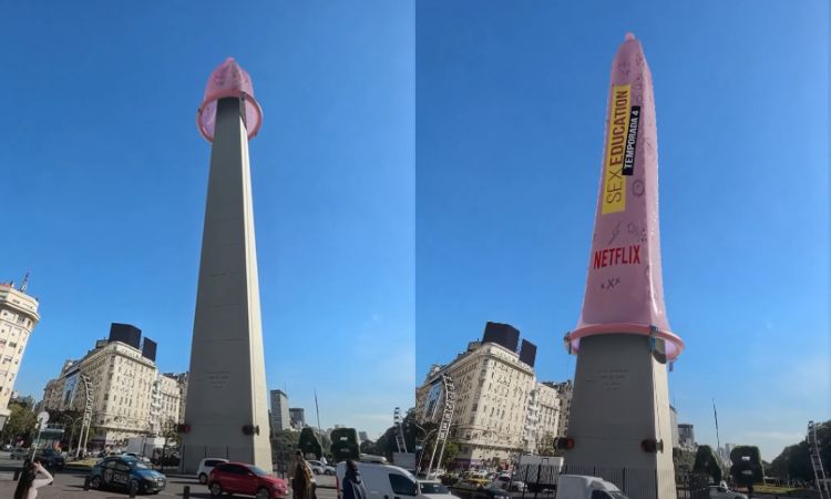 Obelisco de Buenos Aires con condón promocionando la cuarta temporada de Sex Education