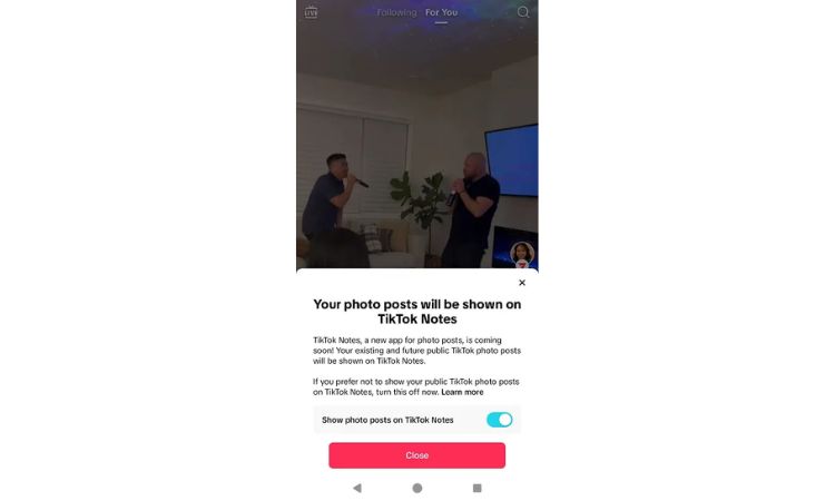 Captura de pantalla de TikTok subida por el usuario @cmcalgary que muestra el aviso de la nueva aplicación de fotos de TikTok